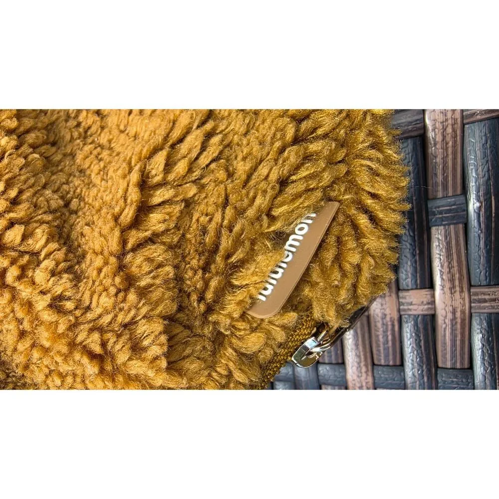 Lululemon Everywhere Belt Bag in Burnt Caramel